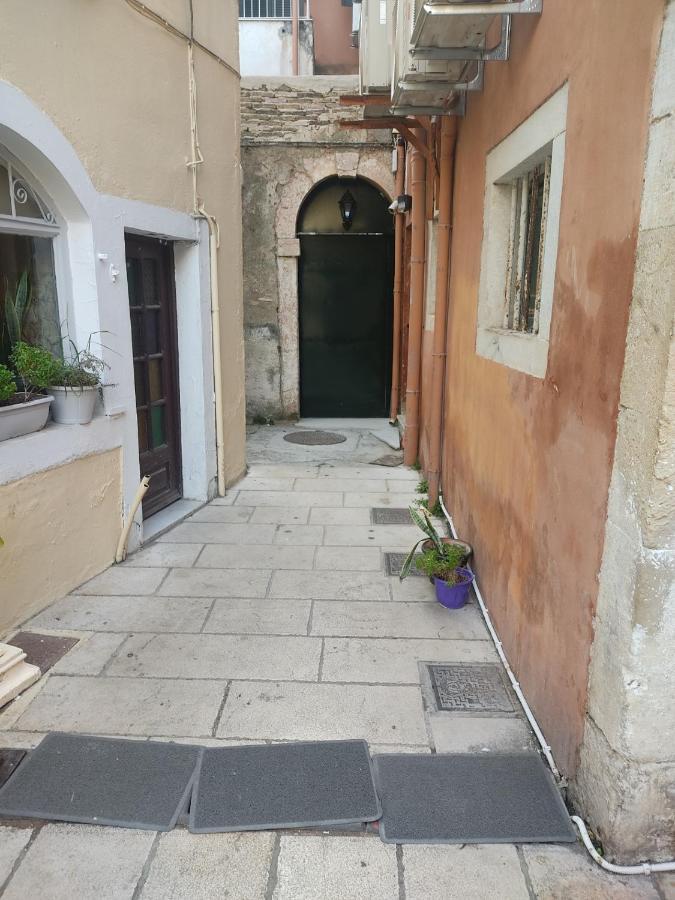 Cortile Antico Apartment Corfu  ภายนอก รูปภาพ